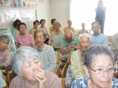 七夕祭りの寸劇で大盛り上がり、楽しみました☆
