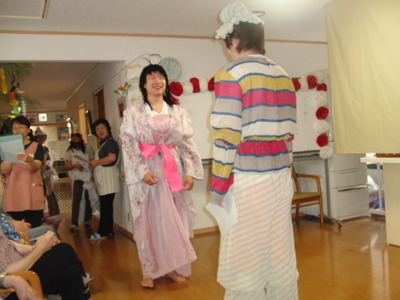 七夕祭りの寸劇で大盛り上がり、楽しみました☆