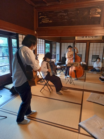 アコーディオン発表会 in 三保SOY ハウス アコーディオン発表会 in 三保SOY ハウス
