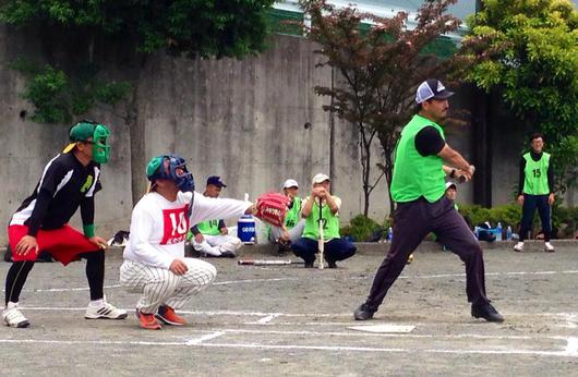青葉台地区ソフトボール大会熱戦の末、今年は若松町3丁目が優勝!!イーラブログの大工天さんも活躍! 青葉台地区ソフトボール大会熱戦の末、今年は若松町3丁目が優勝!!イーラブログの大工天さんも活躍!