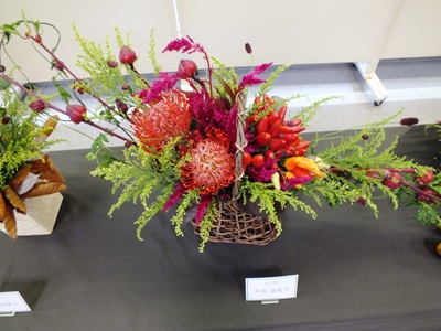 「☆秋の展示会 I Love Flower☆」(1)。