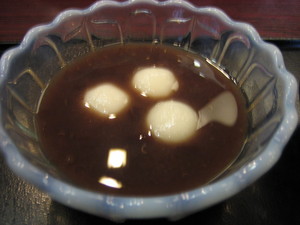 白玉小豆。。。でも食べて、休憩、休憩♪