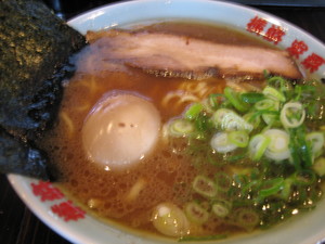 横浜家系ラーメン~石本家・沼津グルメ街道店に行って来ました♪