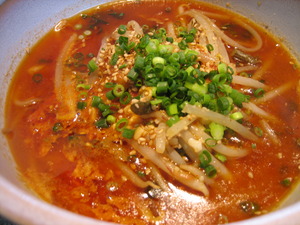 今日のランチ~韓国風 牛肉のテイルスープ♪