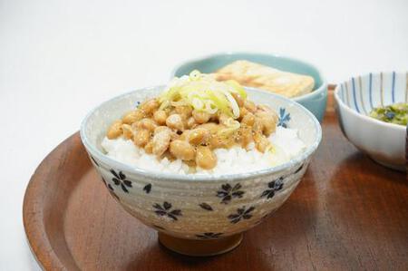 きょう(7/10)は「納豆の日」です。 本日は 「スーパーしんや様」(中野交差点)で出店します!!(13時~19時) きょう(7/10)は「納豆の日」です。 本日は 「スーパーしんや様」(中野交差点)で出店します!!(13時~19時)