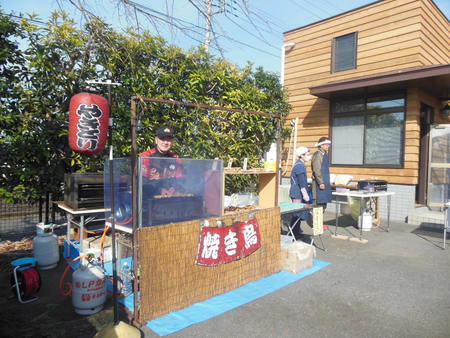 親しい仲間と「3密をさけ・4人以下・2時間以内」で安心・超安価で楽めるのは『焼き鳥出張サービス・平日限定セット』です!! 親しい仲間と「3密をさけ・4人以下・2時間以内」で安心・超安価で楽めるのは『焼き鳥出張サービス・平日限定セット』です!!