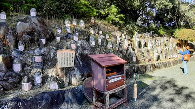 12/11(水)寝姿山ロープウェイで山頂公園、見学レポート 12/11(水)寝姿山ロープウェイで山頂公園、見学レポート