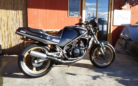 YAMAHA 88 RZ250R YAMAHA 88 RZ250R