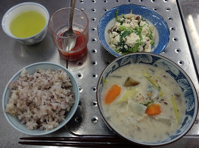 高齢者の食事♪ 高齢者の食事♪