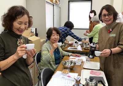 フレンチプレスで淹れる♪ フレンチプレスで淹れる♪