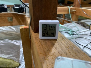 屋根裏断熱 屋根裏断熱