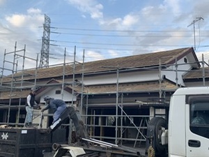 瓦降ろし 瓦降ろし