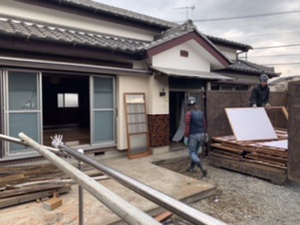 解体開始 解体開始