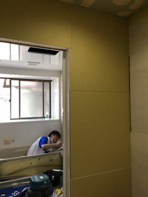 洗面室の補修 洗面室の補修