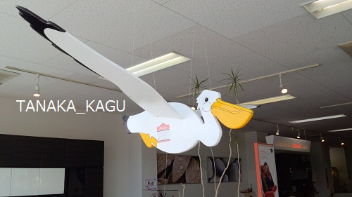 空とぶ木のおもちゃ。