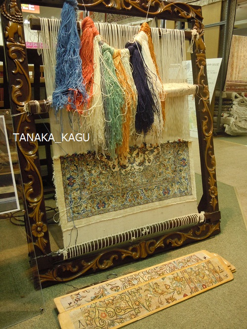 2012年特別企画_ペルシャ絨毯展。