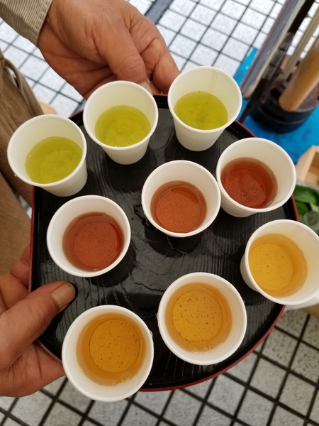 青山のファ―マ―ズマ―ケットにて試飲販売中。 青山のファ―マ―ズマ―ケットにて試飲販売中。