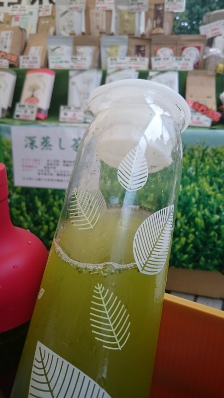 青山のファ―マ―ズマ―ケットにて試飲販売中。 青山のファ―マ―ズマ―ケットにて試飲販売中。