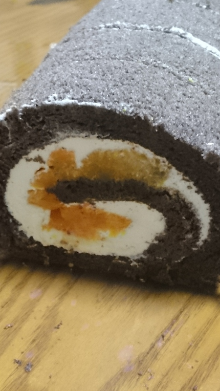 SLロールケーキを皆で頂きました。 SLロールケーキを皆で頂きました。