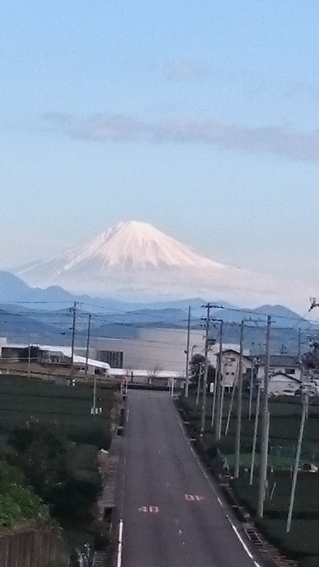 富士山も雪化粧しました♪ 富士山も雪化粧しました♪