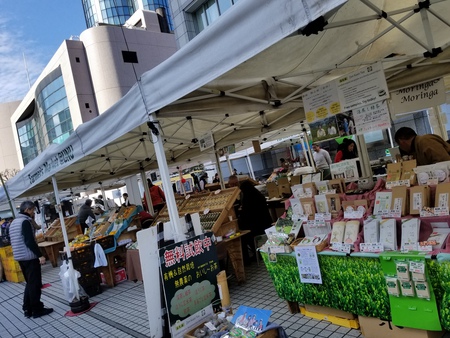 青山のファ―マ―ズマ―ケットにて試飲販売中です。 青山のファ―マ―ズマ―ケットにて試飲販売中です。