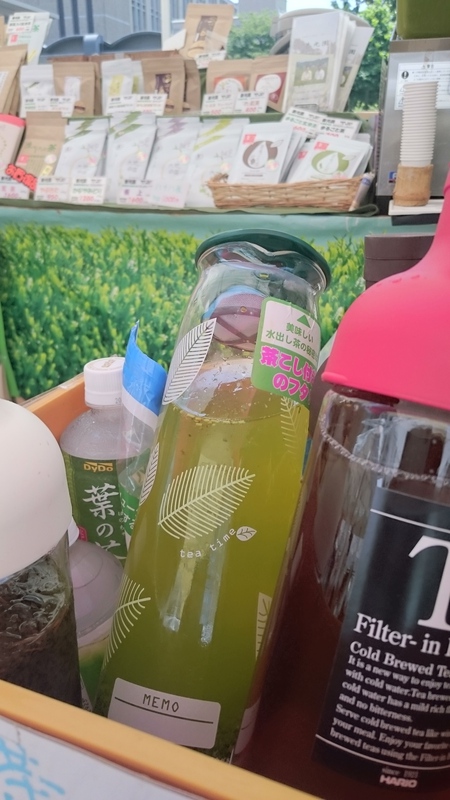 青山のファ―マ―ズマ―ケットにて試飲販売中。 青山のファ―マ―ズマ―ケットにて試飲販売中。