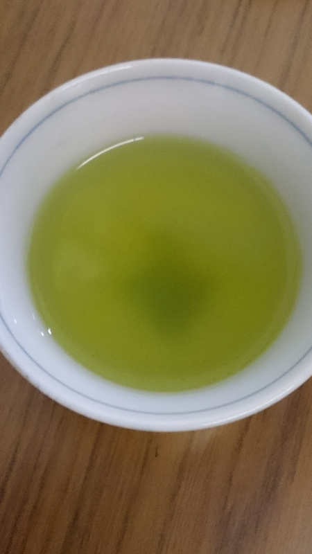本日刈った生葉が荒茶になりました♪ 本日刈った生葉が荒茶になりました♪