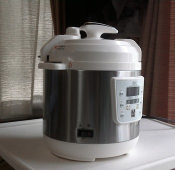 買っちゃいました電気圧力鍋