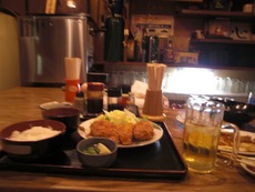 夕食に