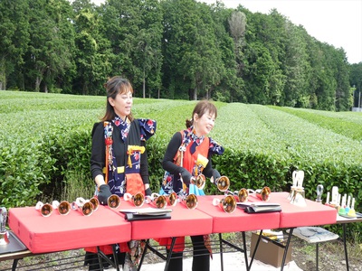 【開催しました♪】茶畑ちゃっきりコンサートinヤマタカ櫻井製茶