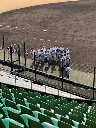 御殿場ボーイズ　一期生　古屋　旺星　　愛鷹キャンプで小中学生に野球指導
