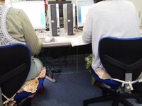 おくゆかしい
