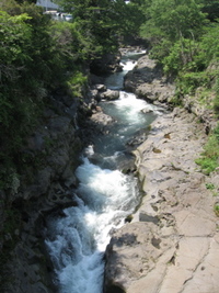 川の流れ。