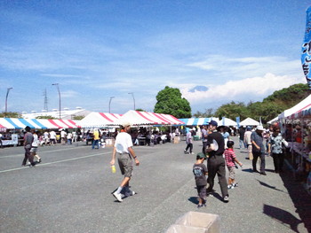 秋祭り開催中