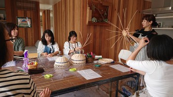 籠編み講座の様子