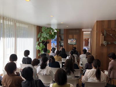 〈後藤由紀子さんお話会〉の様子