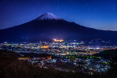 羽鮒山展望台からの夜景と富士山
