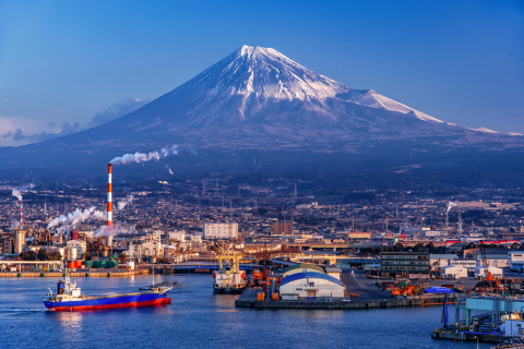 宝永山付近が薄化粧
