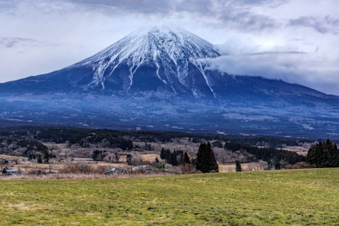 天気崩れる前の富士山