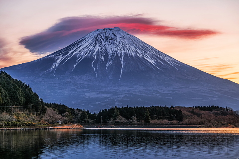 朝焼け吊るし雲