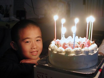 ８歳