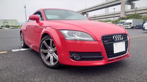 アウディ（Audi）ＴＴクーペ (A5)3.2 quattro（ブリリアントレッド)