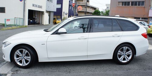 BMW 320iツーリングスポーツ F31 (アルピン・ホワイトIII