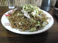 肉入り焼きそば大盛り　一福
