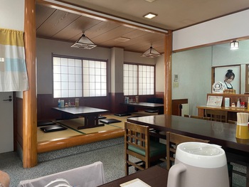 ８月１日　オープン　もつやま食堂