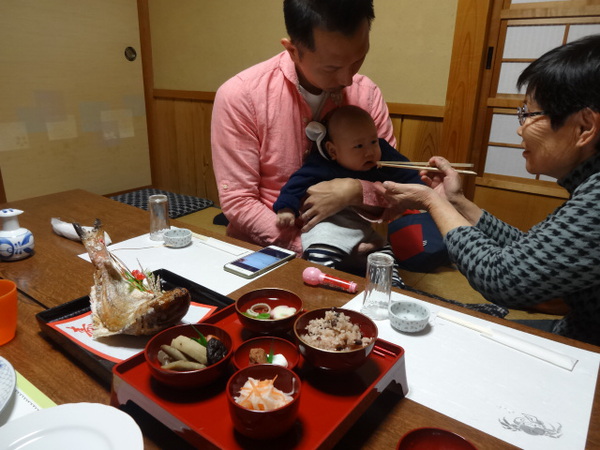 とんかつ 和食店 仕出し 堀うち 富士宮市 お祝用の鯛の塩焼 お食い初めおめでとうございます
