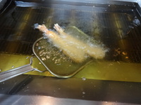 油切れの良いサクッとしたフライを