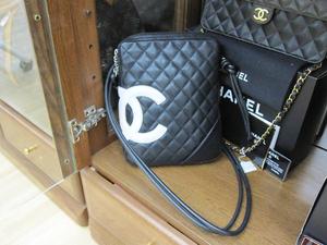 「フラットショルダー」入荷しました！