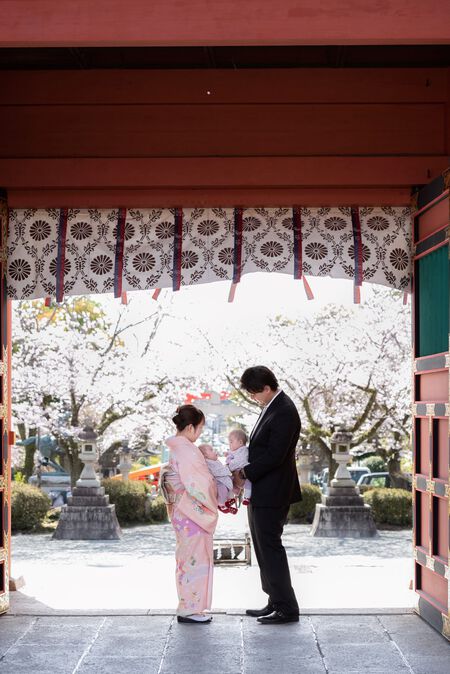 宮参りの時期です。神社さんお寺さんへお詣りに行きしょう。