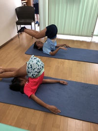 小学生陸上女子の体幹トレーニング 2019/08/31 12:40:47